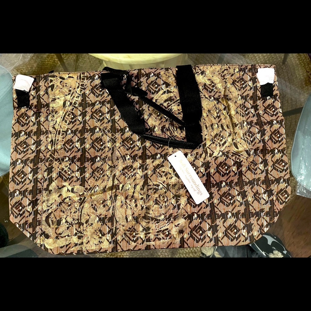 NEW WITH TAGS SOFT SURROUNDINGS CARRY ALL TOTE | BLACK AND GOLD
